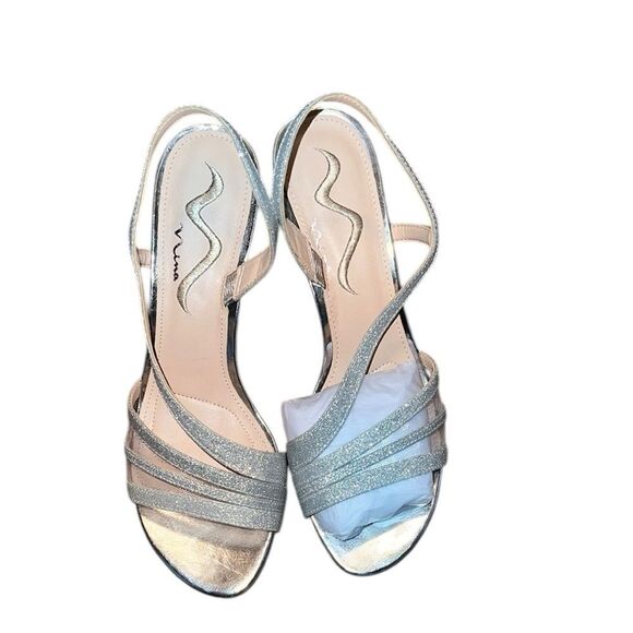 Nina Elegant Silver Strappy Sandals Size 9 1/2 M - Picture 1 of 6